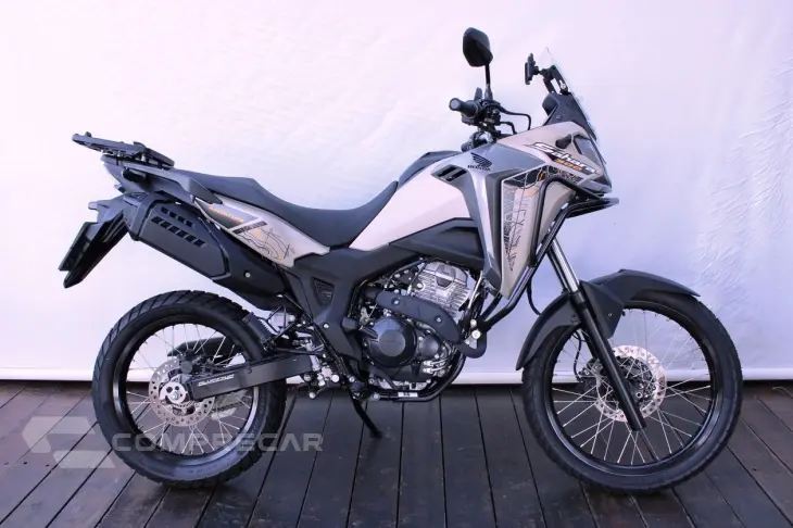HONDA XRE 300 SAHARA ADVENTURE