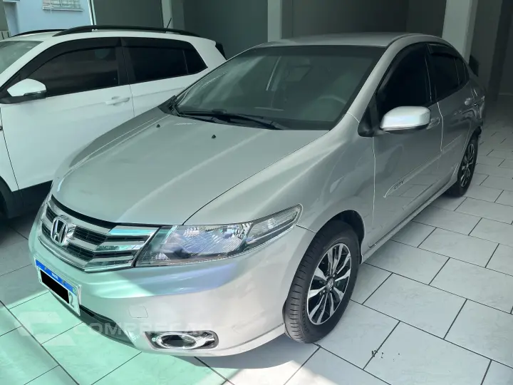 CITY 1.5 LX Sedan 16V