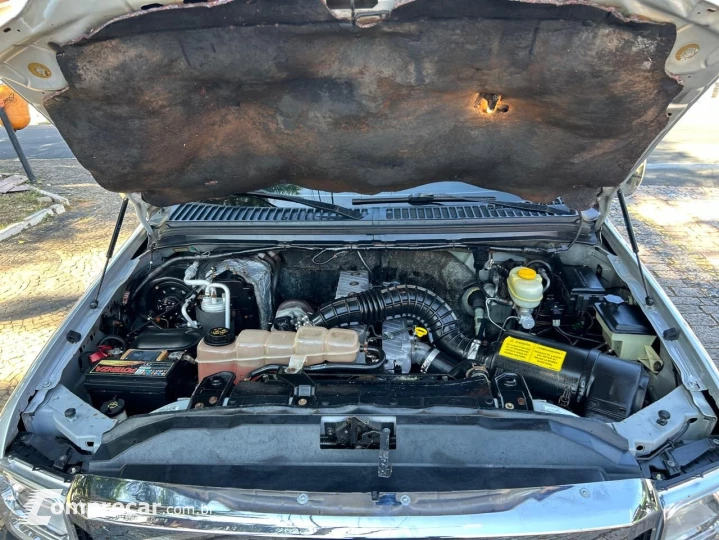 F-250 XLT 4.2 180cv CD TB Diesel