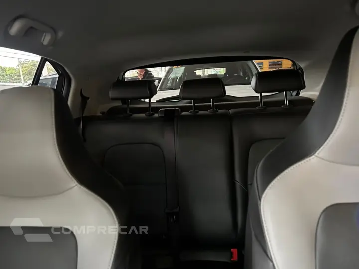 ONIX HATCH PREM. 1.0 12V TB Flex 5p Aut.