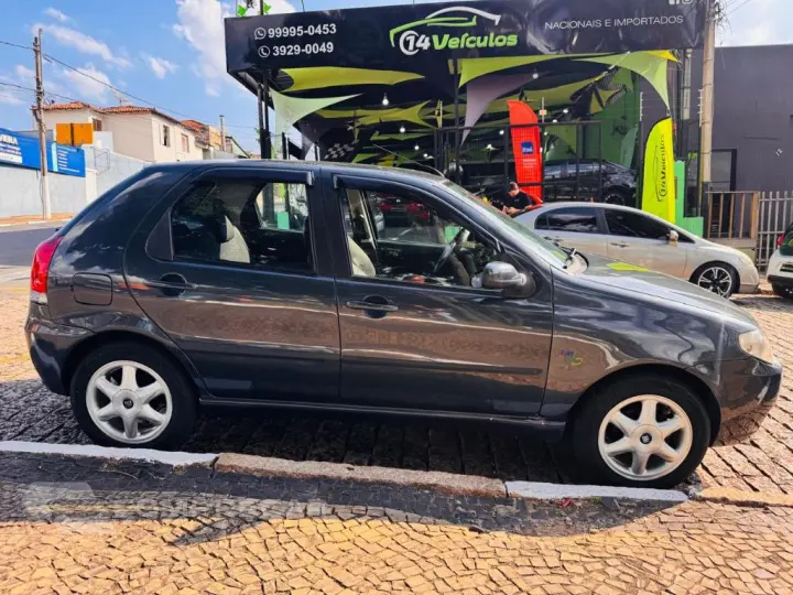 Palio ELX 1.4 Fire/30 Anos F. Flex 8V 4p