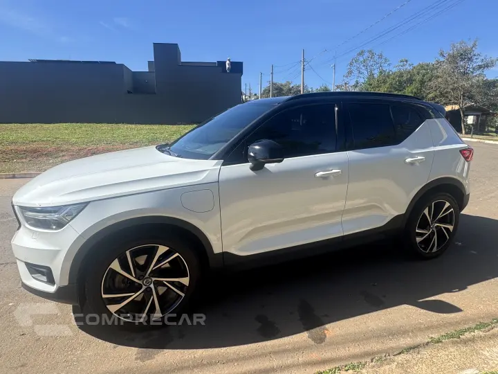 XC40 1.5 T5 Hybrid R-design FWD Geartronic