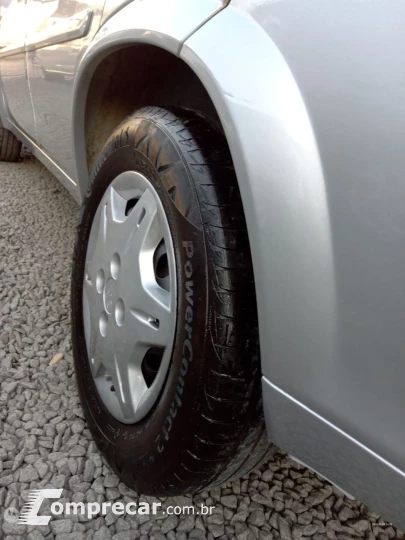 Classic Sedan 1.0 4P VHCE FLEX LS