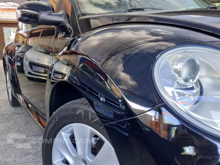 New Beetle 2.0 Mi 8V Gasolina 2P Automático