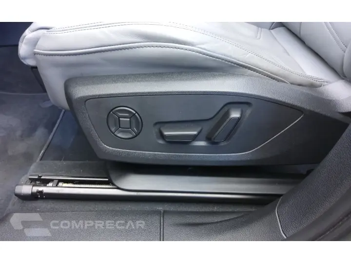 Q3 2.0 40  TFSI GASOLINA SPORTBACK PERFORMANCE BLACK PLUS QU