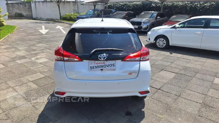 YARIS 1.3 16V FLEX XL LIVE MULTIDRIVE
