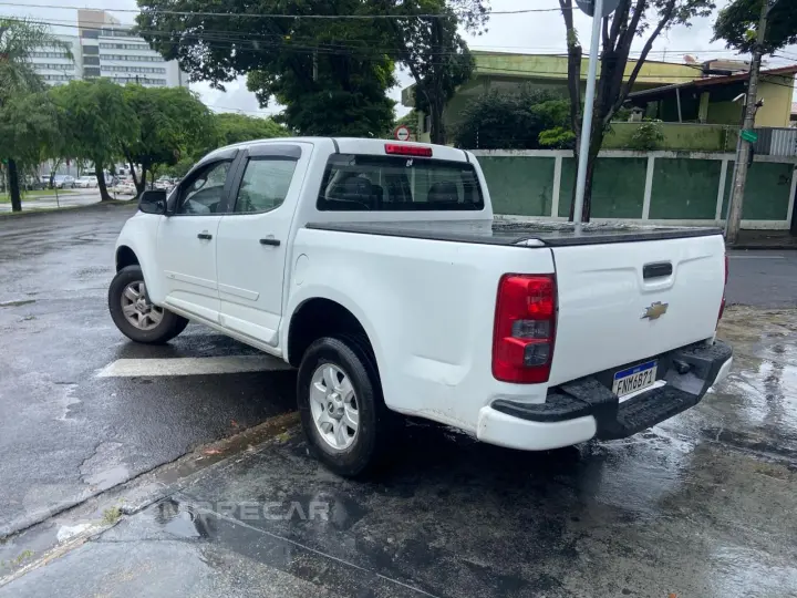 S10 2.4 LS 4X2 CD 8V