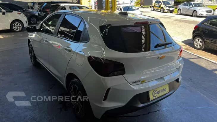 Onix Hatch 1.0 12V 4P FLEX LT