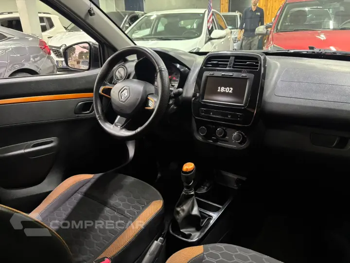 Kwid KWID OUTSIDER 1.0 Flex 12V 5p Mec.