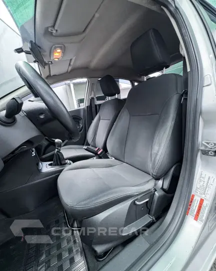 FIESTA 1.6 SE Sedan 16V