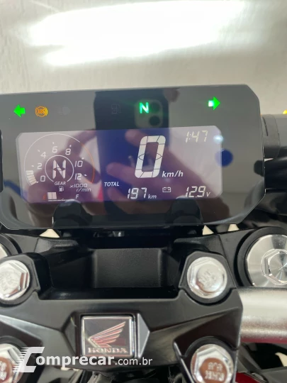 CB TWISTER 300