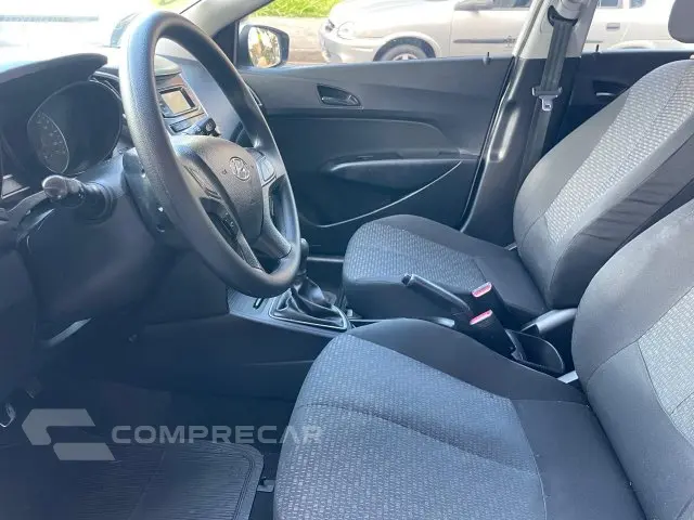 HB20 - 1.0 COMFORT PLUS 12V 4P MANUAL