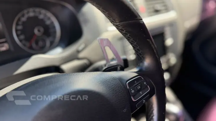 JETTA Highline 2.0 TSI 16V 4p Tiptronic