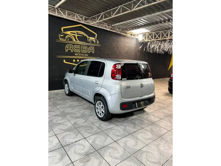 UNO 1.0 EVO VIVACE 8V FLEX 4P MANUAL