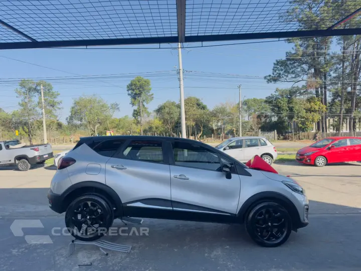 Captur 1.6 16V 4P FLEX SCE LIFE X-TRONIC CVT