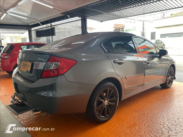 CIVIC 1.8 LXL 16V