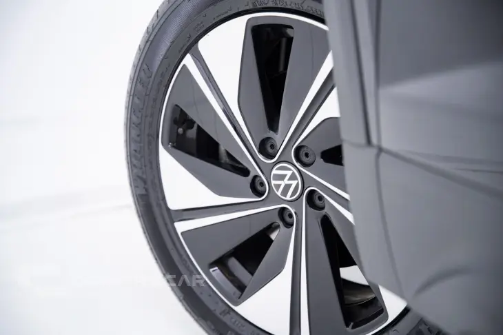 TAOS Comfortline 1.4 250 TSI Flex Aut.