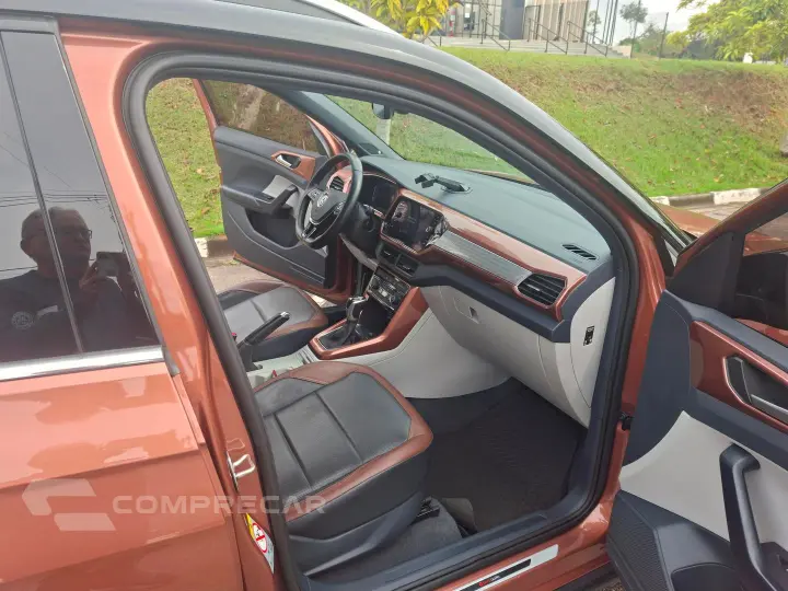 T-Cross 1.4 250 Tsi Total Flex Highline Automático