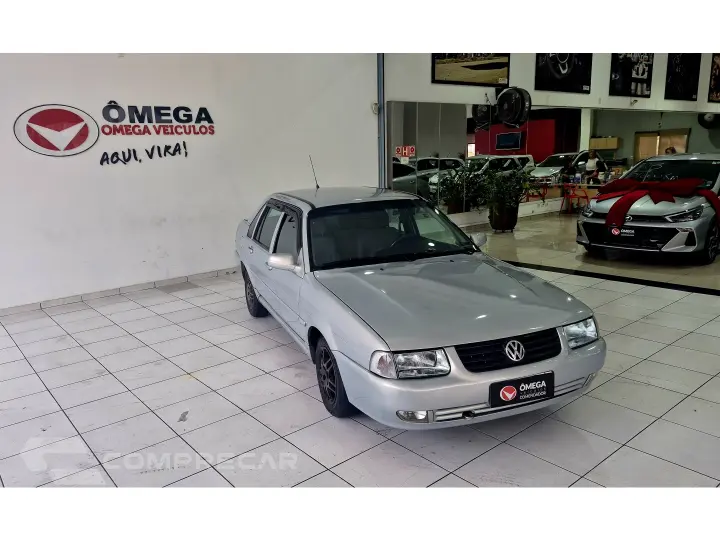 SANTANA 1.8 MI 8V GASOLINA 4P MANUAL