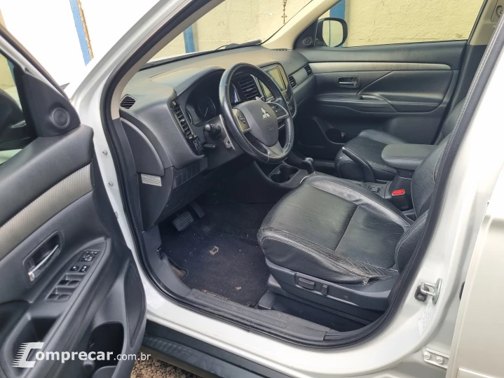 OUTLANDER 2.0 Comfort 16V