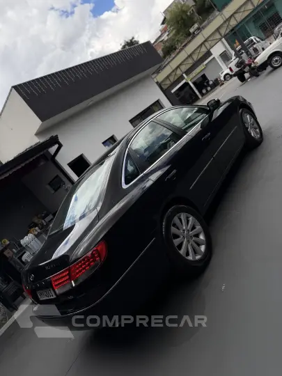 AZERA 3.3 MPFI GLS Sedan V6 24V