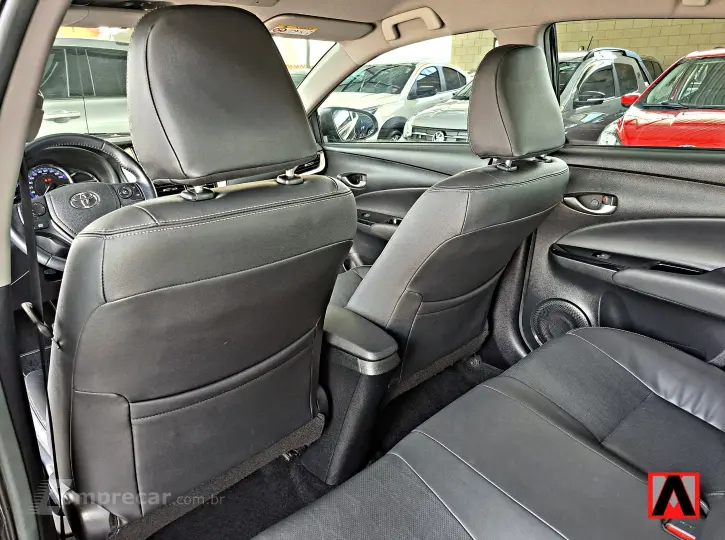 YARIS 1.5 16V Sedan XS Connect