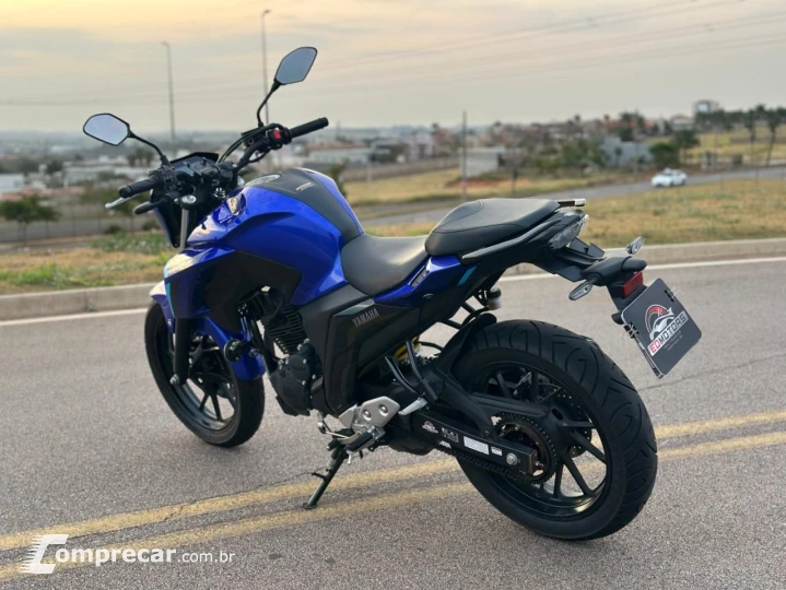 FZ25 FAZER