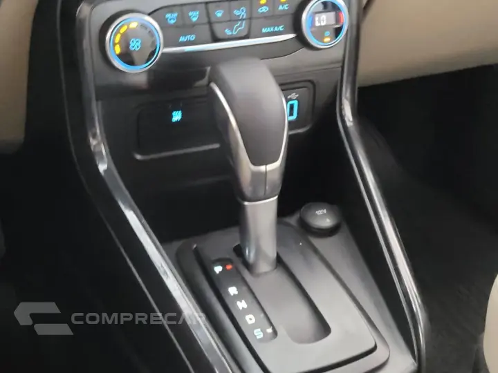 EcoSport TITANIUM 1.5 12V Flex 5p Aut.