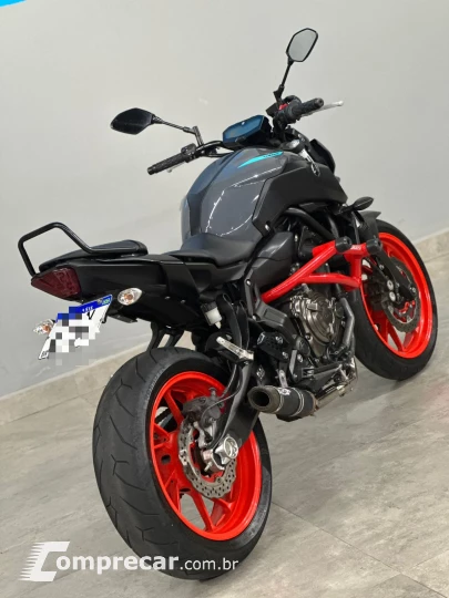 Yamaha Mt07