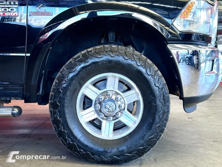 2500 6.7 LARAMIE 4X4 CD I6 TURBO DIESEL 4P AUTOMÁTICO