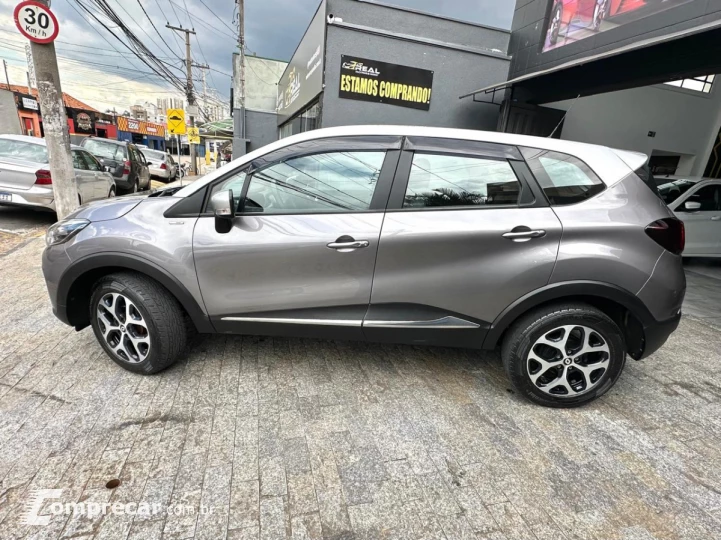 CAPTUR Intense Bose 1.6 16V Flex 5p Aut.