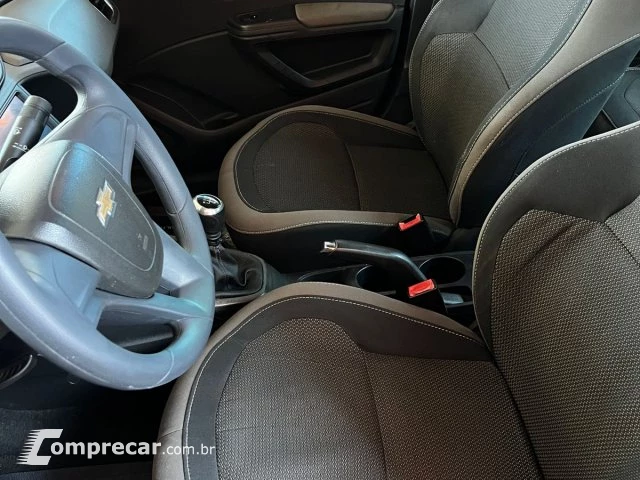 PRISMA - 1.4 MPFI LT 8V 4P MANUAL
