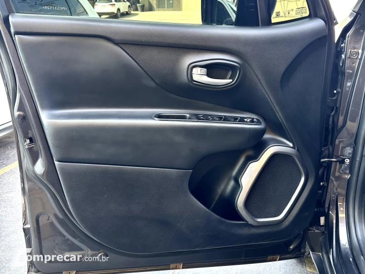 RENEGADE 1.3 T270 TURBO FLEX LONGITUDE AT6