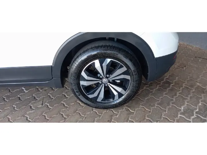 T-CROSS 1.0 200 TSI TOTAL FLEX SENSE AUTOMÁTICO