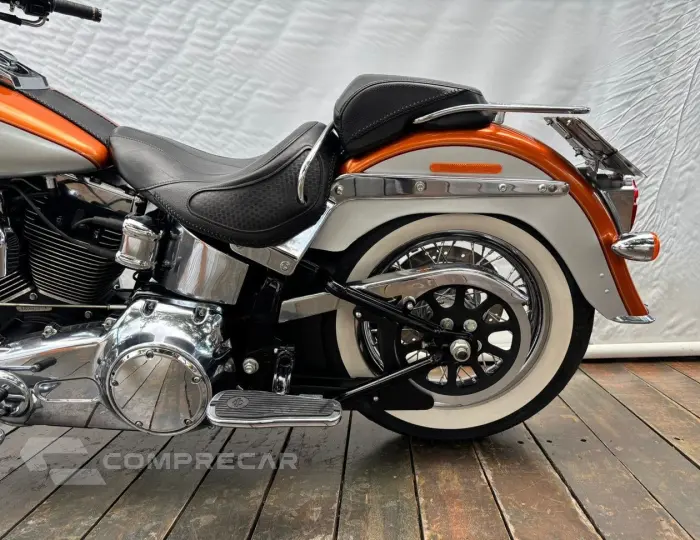 HARLEY-DAVIDSON SOFTAIL DELUXE