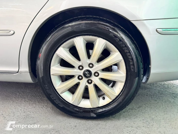 AZERA GLS 3.3 V6 24V 4p Aut.