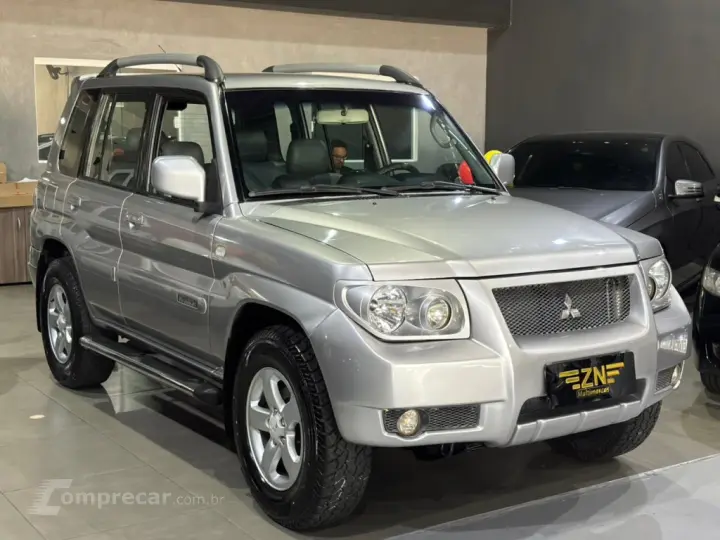 PAJERO TR4 2.0 4X4 16V 131CV GASOLINA 4P MANUAL