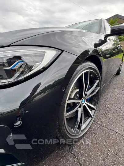 BMW 330I M Sport 2.0 TB 16V 4P