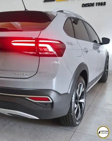 Nivus 1.0 4P FLEX 200 TSI HIGHLINE TURBO AUTOMÁTICO