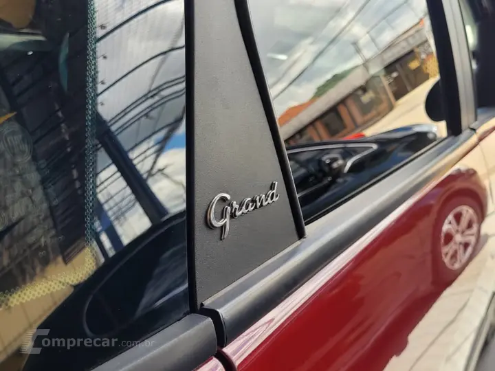 Grand Siena ATTRACTIVE 1.0 Flex 8V 4p