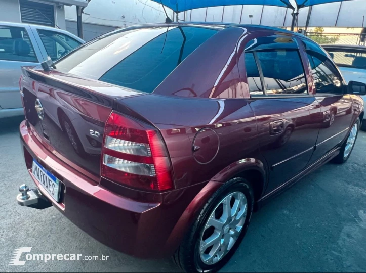 ASTRA 2.0 MPFI Advantage 8V