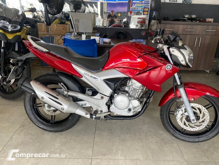 YS 250 FAZER