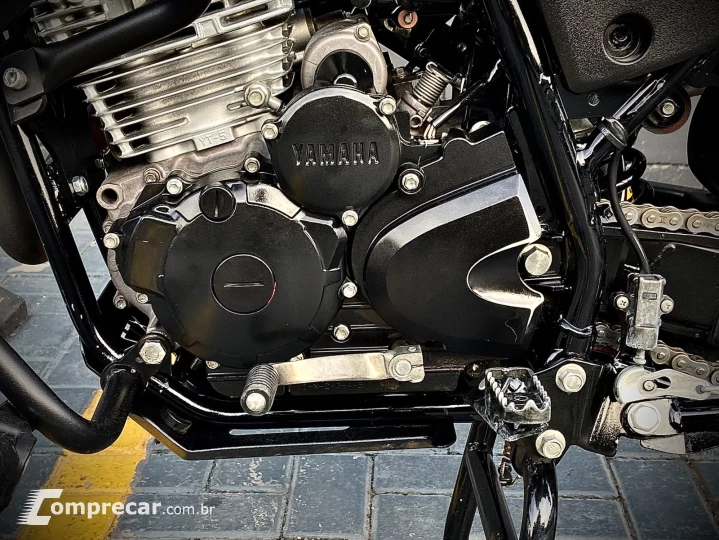 XTZ 250 LANDER