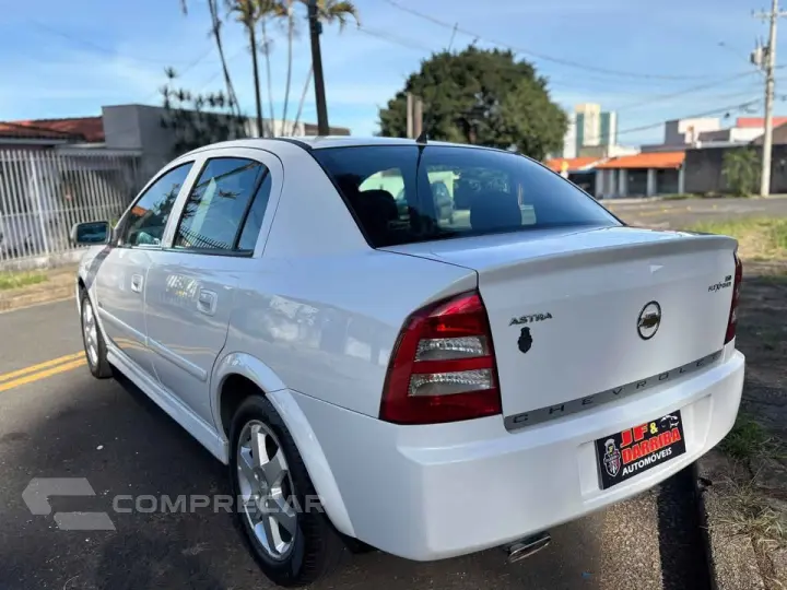ASTRA 2.0 MPFI Advantage 8V