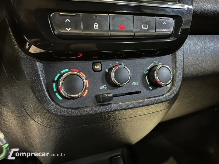 KWID 1.0 12V SCE FLEX OUTSIDER MANUAL