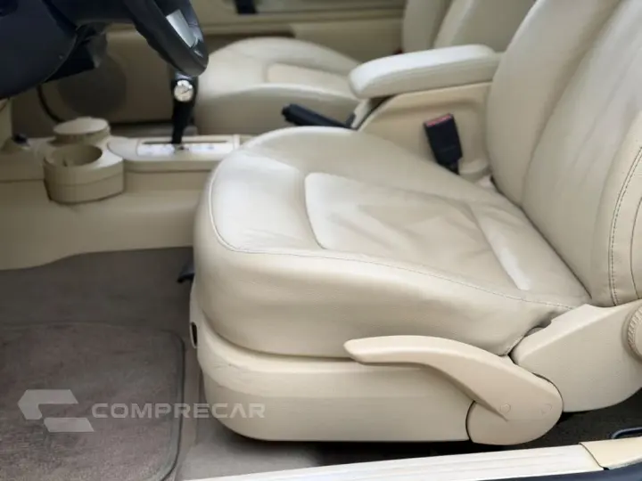 New Beetle 2.0 Mi Mec./Aut.