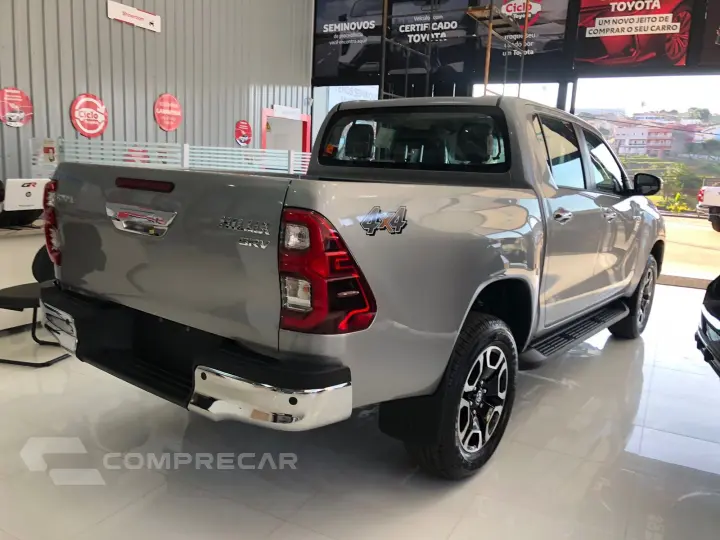 HILUX 2.8 D-4D TURBO DIESEL CD SRV 4X4 AUTOMÁTICO