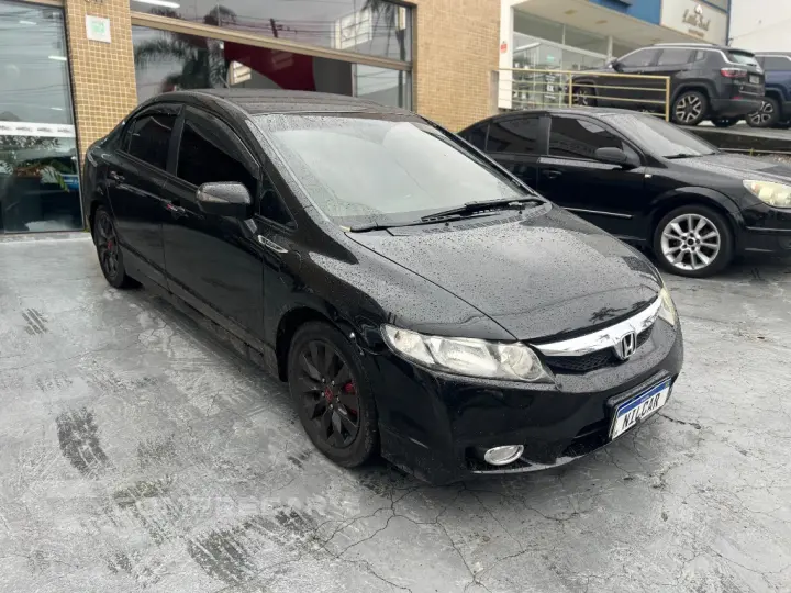 Civic Sed. LXL/LXL SE 1.8 Flex 16V Mec.