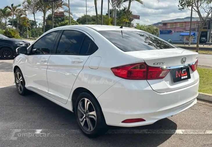 CITY 1.5 LX Sedan 16V