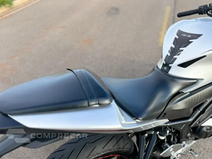 YZF R3 ABS